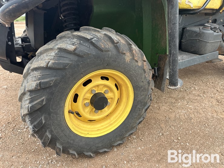 2012-john-deere-gator-image-18