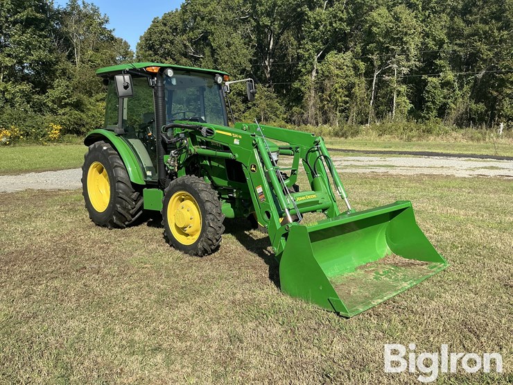 2022-john-deere-5075e-image-3