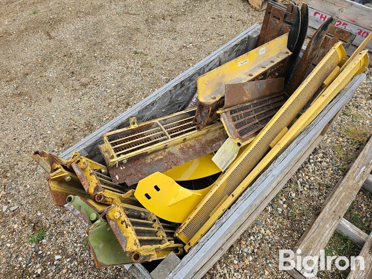 new-holland-tr85-image-7