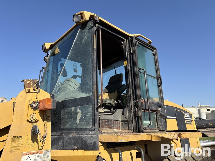 2002-caterpillar-938g-image-14