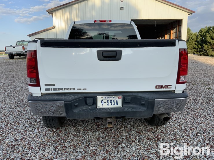 2010-gmc-sierra-1500-sle-image-6