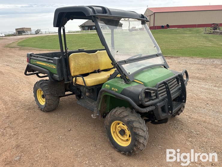 2012-john-deere-gator-image-3