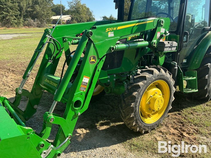 2022-john-deere-5075e-image-13