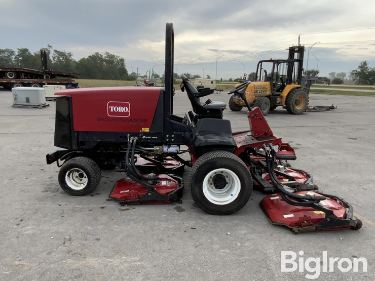 toro-groundsmaster-4500d-image-4