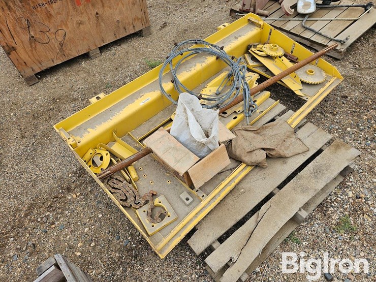 new-holland-tr75-image-7