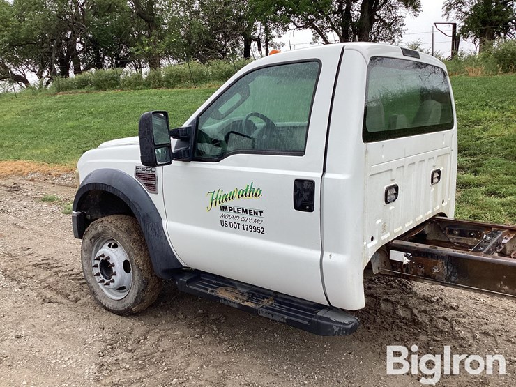 2008-ford-f550-xl-image-14