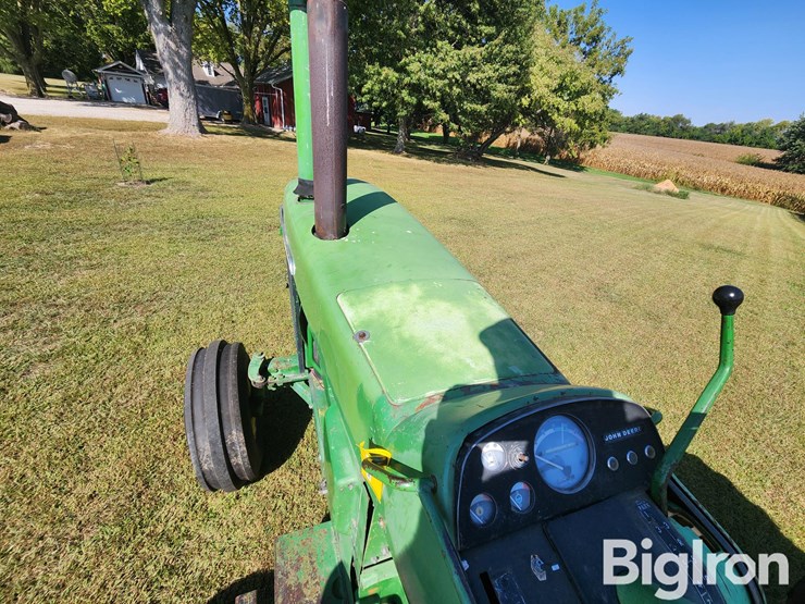 1970-john-deere-4520-image-11