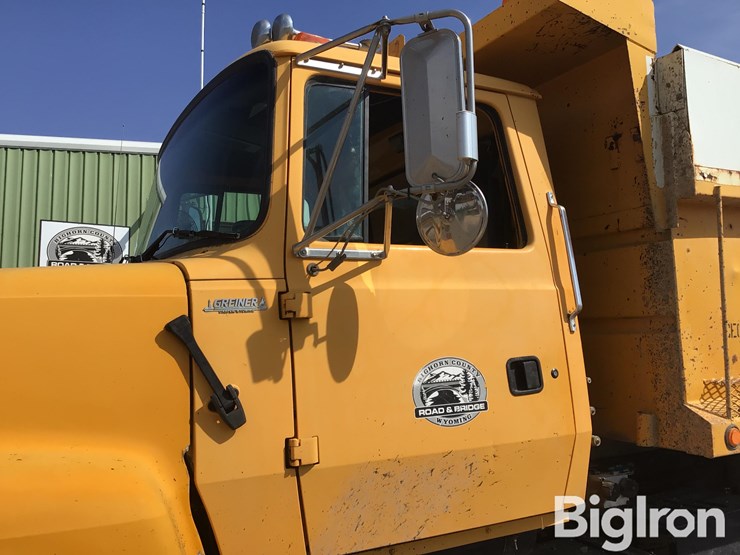 1997-ford-lt9000-image-18