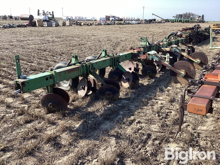 john-deere-30-image-7