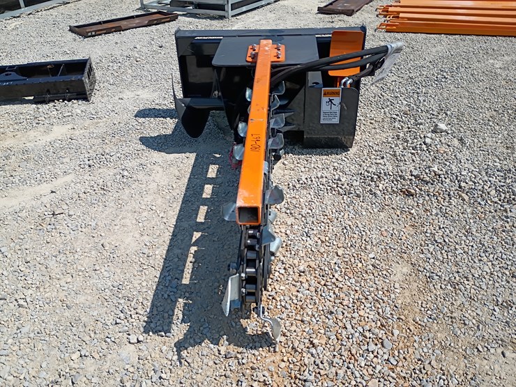 #l39-061-•-wolverine-trencher-skid-steer-attachment-image-3