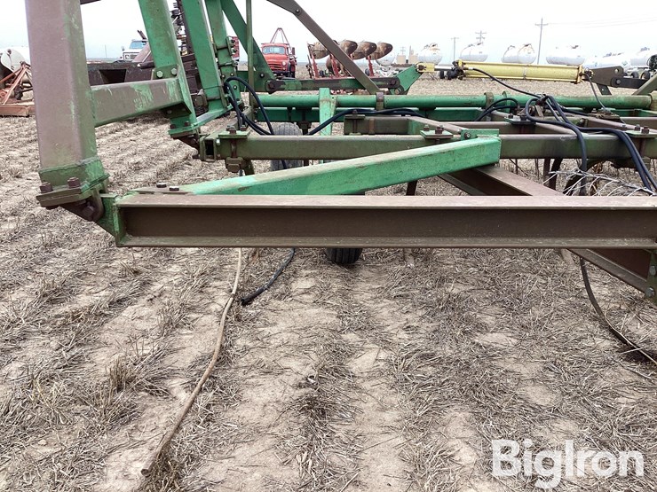 john-deere-1610-image-15