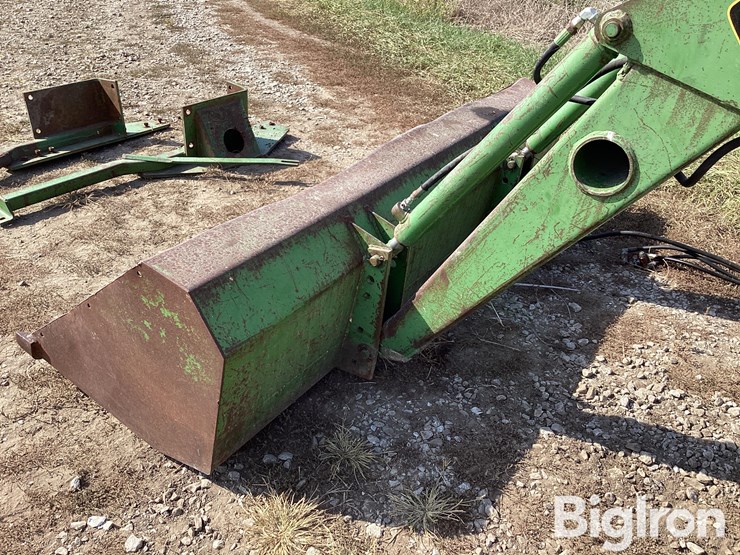 john-deere-158-image-14