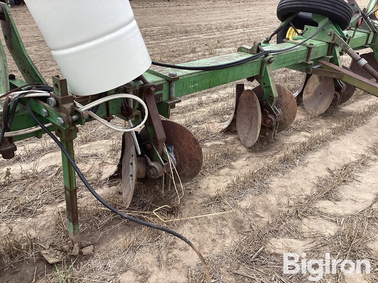 john-deere-25-image-16