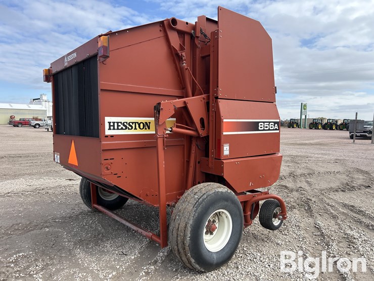 2002-hesston-856-image-5