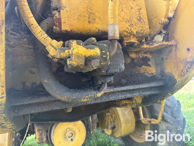 caterpillar-12-image-19