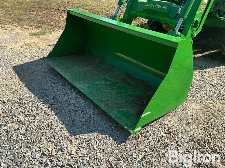 2022-john-deere-5075e-image-9