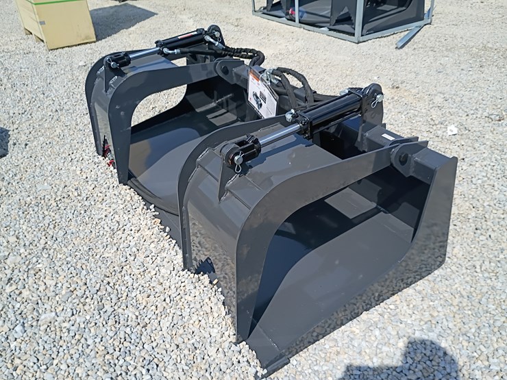 #l39-024-•-wolverine-grapple-bucket-skid-steer-attachment-image-2