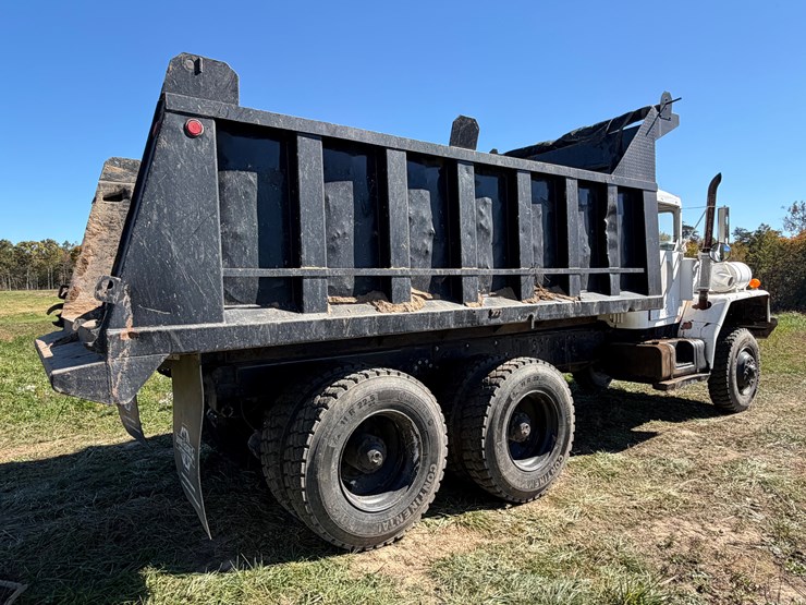 #29388-•-military-tandem-axle-dump-truck-image-5