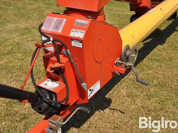 westfield-mk100-71-10"x71'-swing-away-auger-image-11