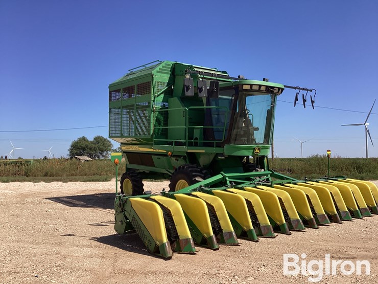 2005-john-deere-7460-image-3