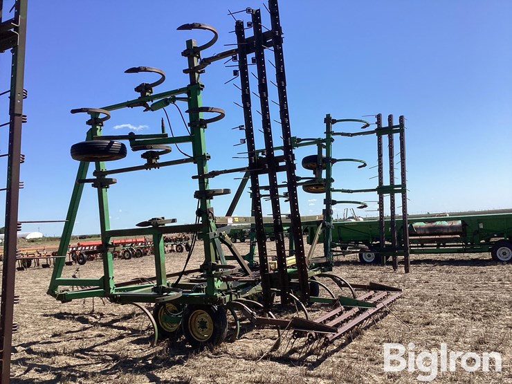 john-deere-1610-image-8
