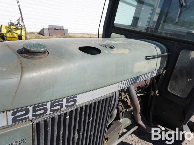 1990-john-deere-2555-image-18