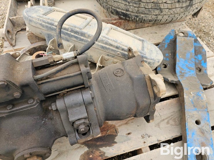 new-holland-l775-image-20