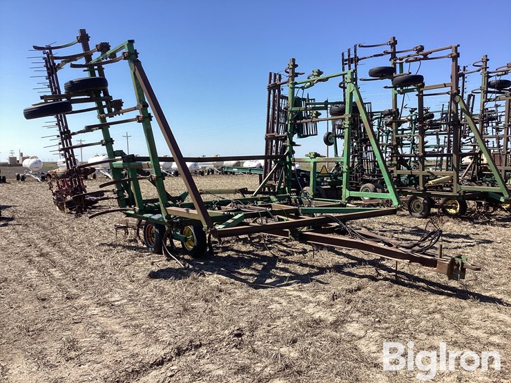 john-deere-1610-image-3