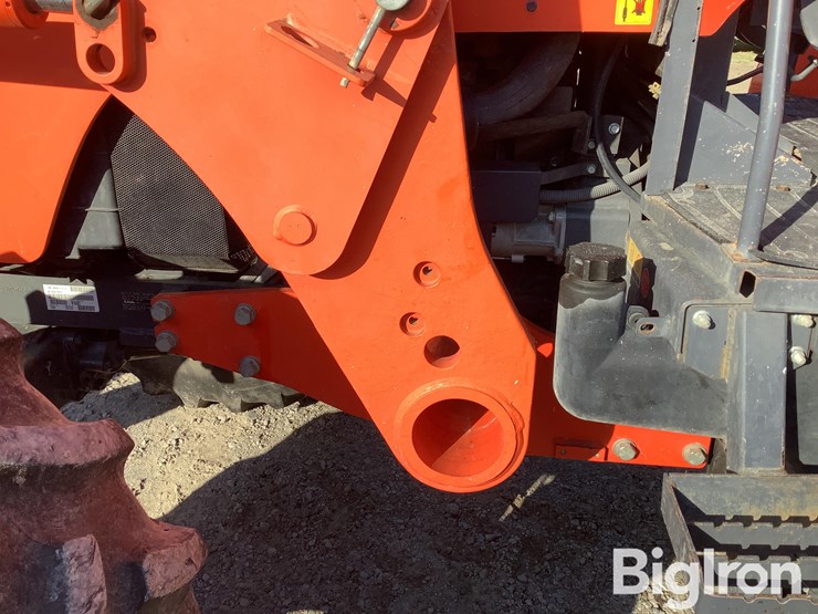 2014-kubota-m108s-image-10