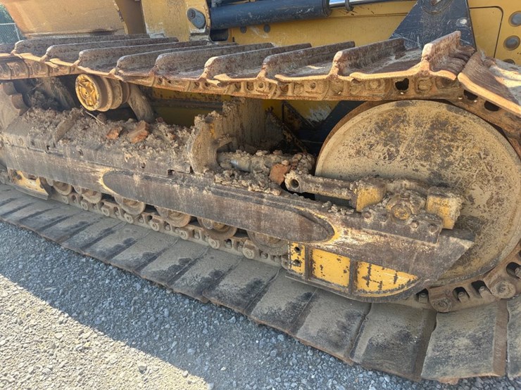 2014-deere-650k-lgp-image-9