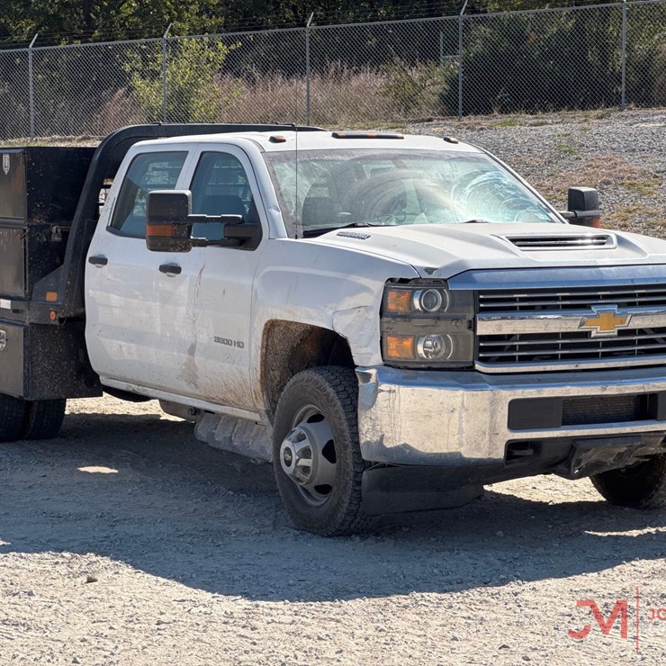 2017 CHEVROLET 3500HD