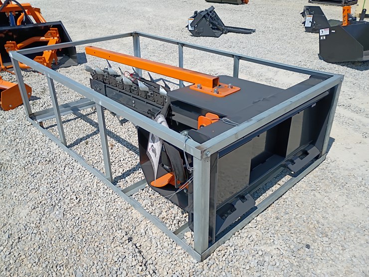 #l39-062-•-wolverine-trencher-skid-steer-attachment-image-6