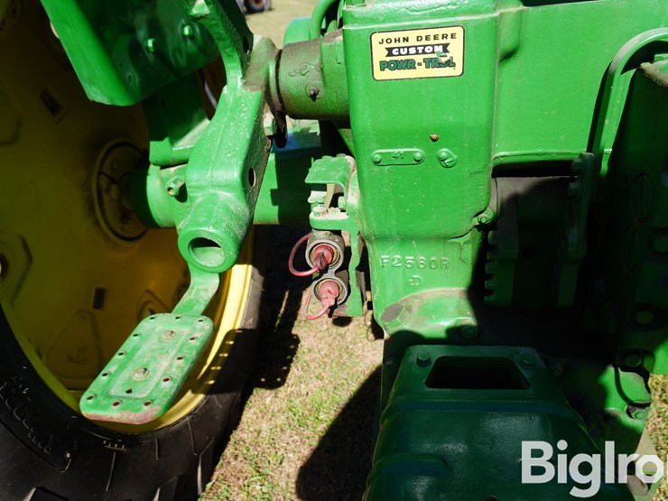 1957-john-deere-720-image-15