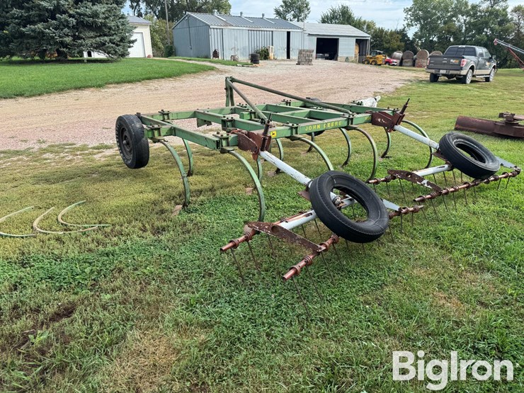 john-deere-1600-image-7