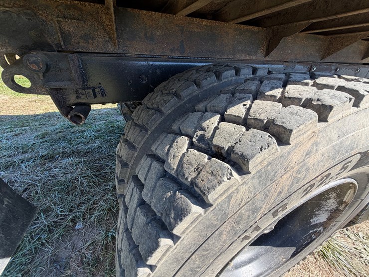 #29388-•-military-tandem-axle-dump-truck-image-29