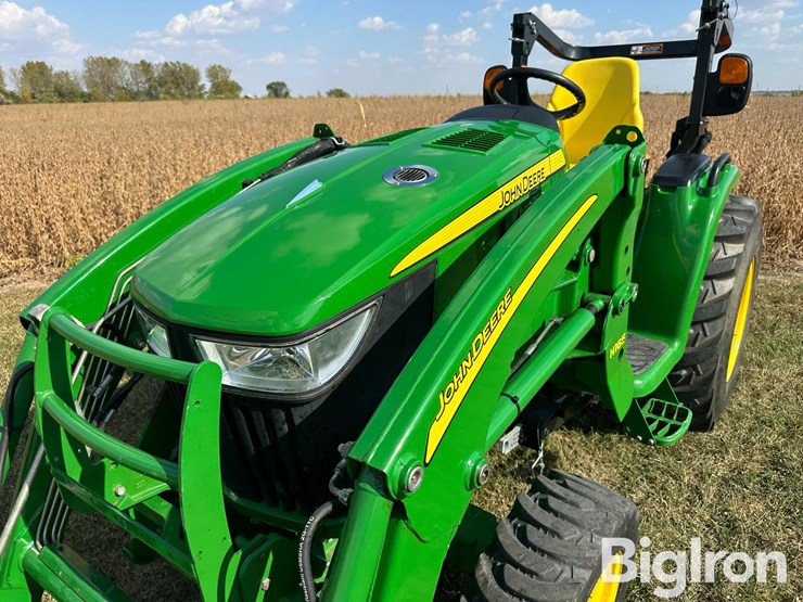 2014-john-deere-3039r-image-14