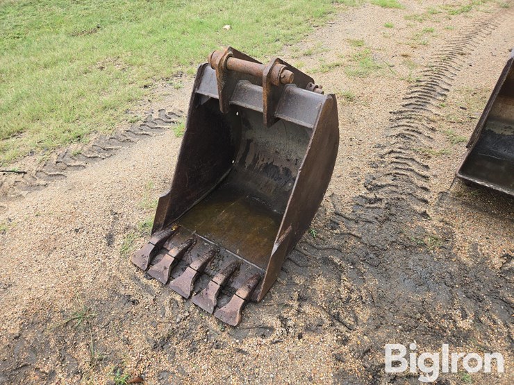jcb-215s-image-1