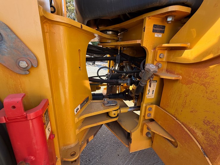 deere-724k-image-26