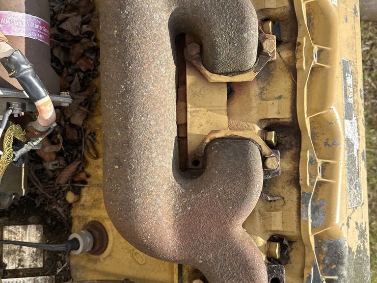 caterpillar-3208-image-9