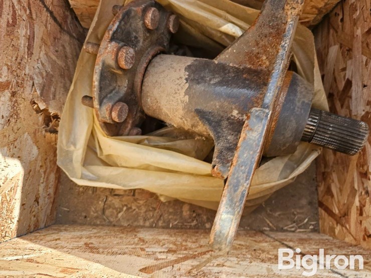 new-holland-200-image-10