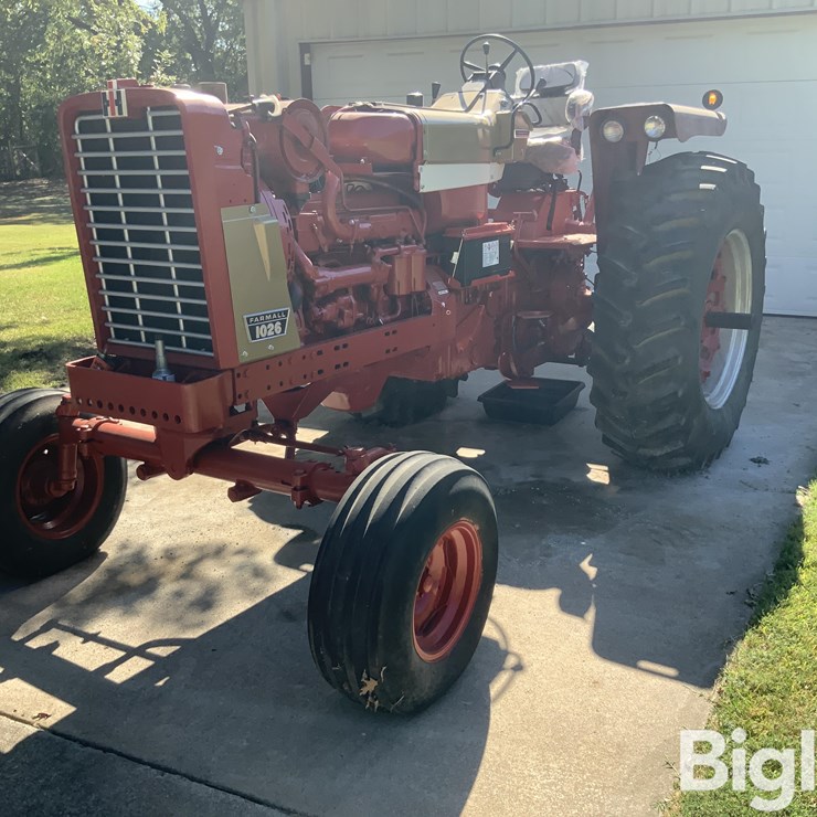 1970 INTERNATIONAL 1026