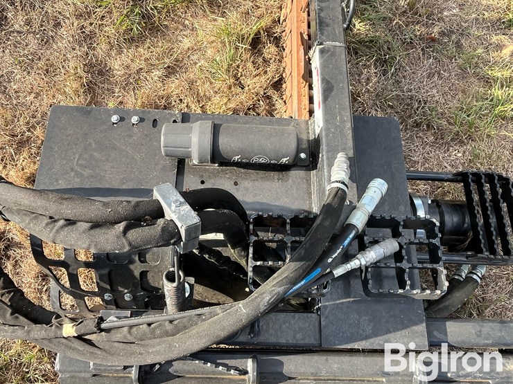2019-john-deere-27-image-18