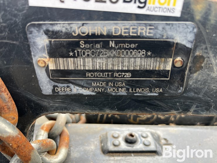2019-john-deere-15-image-10