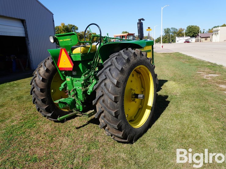 1957-john-deere-720-image-5
