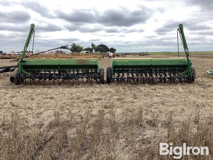 john-deere-8300-image-6