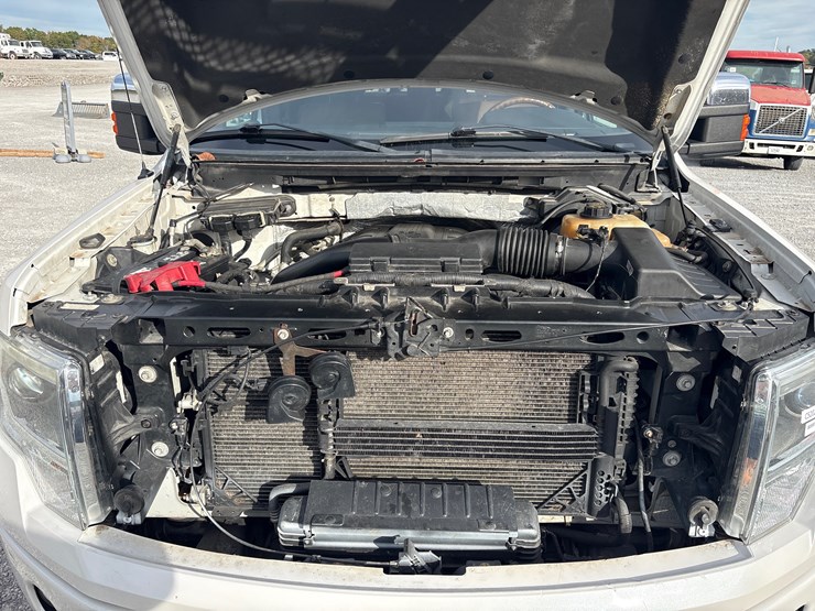 ford-f150-platinum-image-2