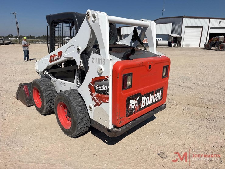 2021-bobcat-s590-image-3