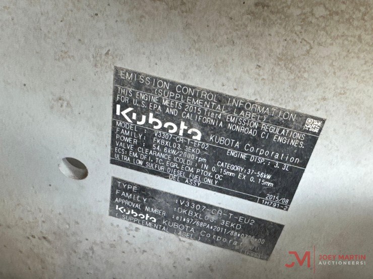 2016-takeuchi-tl8-image-11