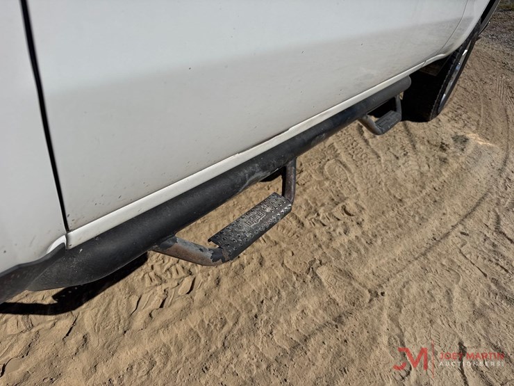2015-chevrolet-2500hd-image-10