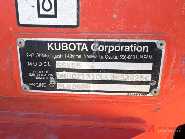 2021-kubota-ssv65-image-17